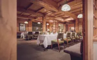 Mountain Plaza Hotel - breakfast