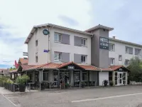 Logis Hôtel le Relais Hotels in Biscarrosse