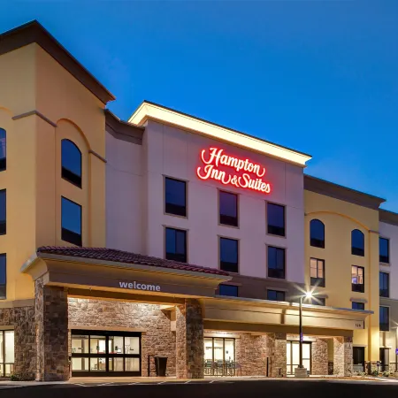 Hampton Inn & Suites by Hilton Marina