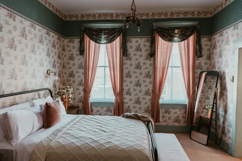 Strassner Suites - Imy Suite