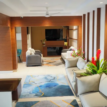 Vi Grand Inn Отели в г. Ироду