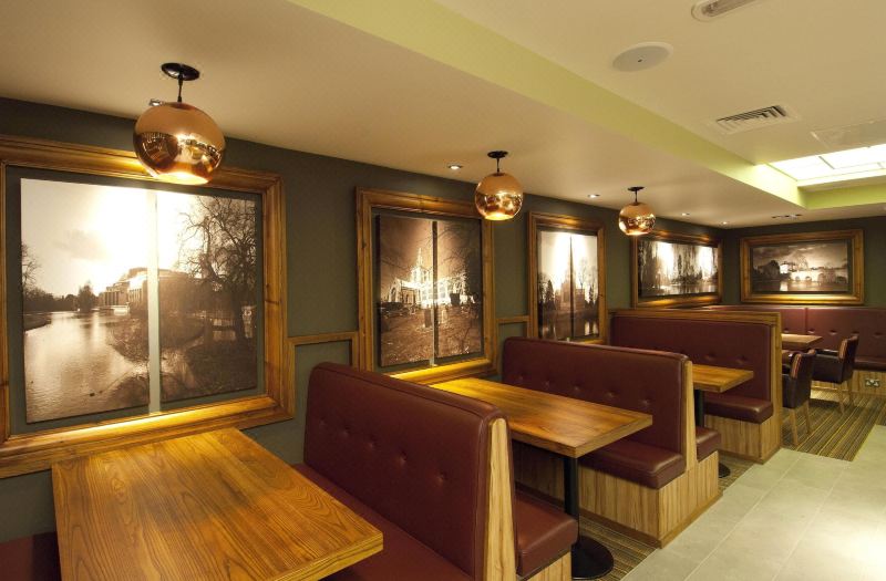 Premier Inn Stratford-Upon-Avon Central photo 2