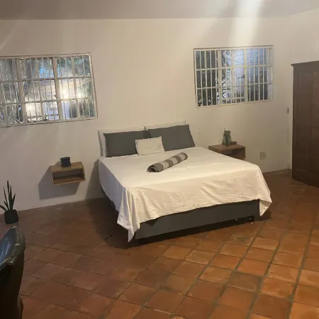 Jasmin cottage Brixton Отели рядом с достопримечательностью «Браамфонтейн»