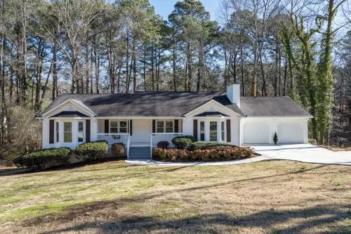 Decked Out Getaway Pine MTN Trail, Pet Friendly - 3-Star