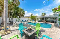4822 Fairview Dr - Private Pool