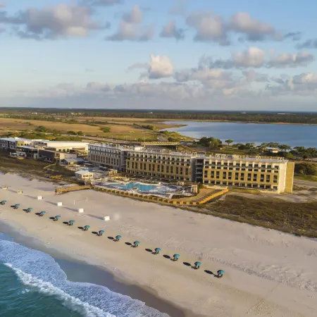 The Lodge at Gulf State Park, a Hilton Hotel