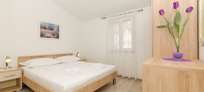 Apartments Klisovic Hotel di Bol
