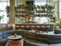 Tribe London Canary Wharf - Barer