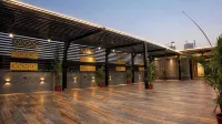 Hotel Regal Crest