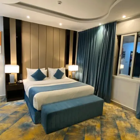 Summer Season Hotel