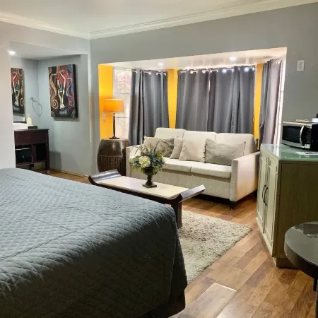 HOTEL BOUGAMBILIAS RESORT INN