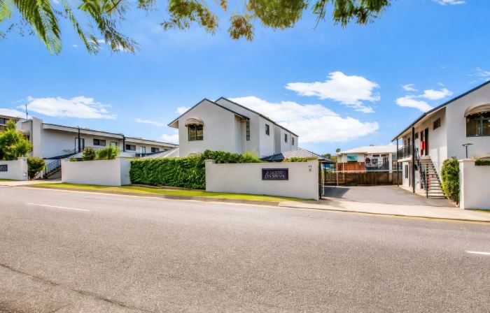 Gladstone Capricorn Apartments