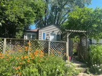 2-bedroom vacation home just 16 minutes to MSP airport. - 2-نجوم