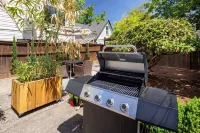 Bella Azul - Charming Home Minutes From Campus 3 Bedroom Home - Boutique