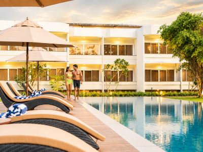 KYNROCK Airport Hotel
