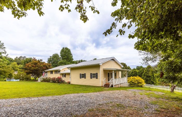 Mountain Forest Manor