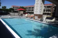 SureStay Hotel by Best Western Buena Park Anaheim - Pools