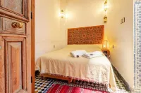 Dar Sghira: Private Fully Renovated Small Riad, Rooftop, Heart of Medina, Fiber - 2-نجوم