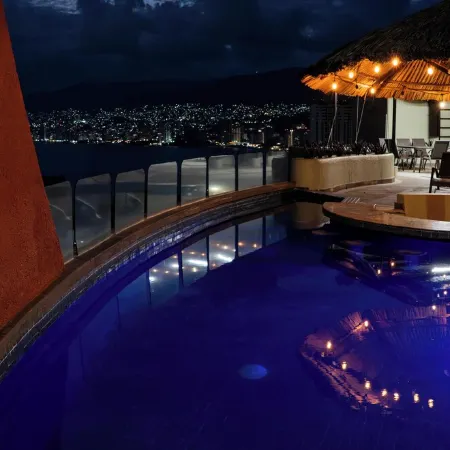 3 Sunsets, Pet Friendly Ocean View in Brisas