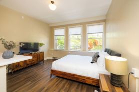 Hotel Leo