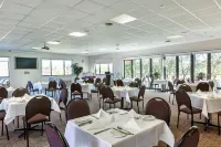 Blazing Stump Motel & Suites - Wifi
