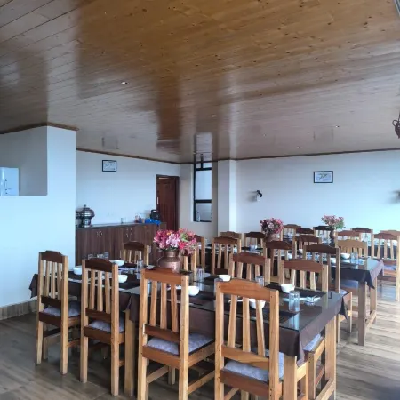 Divsai Retreat