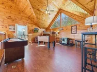 Robin's View 5 Bedroom Cabin - Alphydda