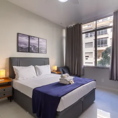 5 min From Copacabana Beach - B501 Hoteles cerca de Posto 10 - Ipanema