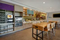 Home2 Suites by Hilton Garden Grove Anaheim - breakfast