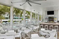 Marriott's Crystal Shores - 주차장