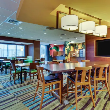 Fairfield Inn & Suites Dunn I-95 Hotels in Dunn