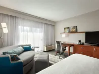 Courtyard by Marriott Fort Myers Cape Coral Hotels near List Distillery