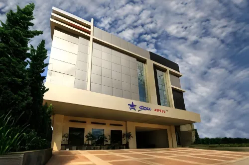 Star Hotel - parking