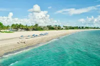 South Seas Resort - Beach