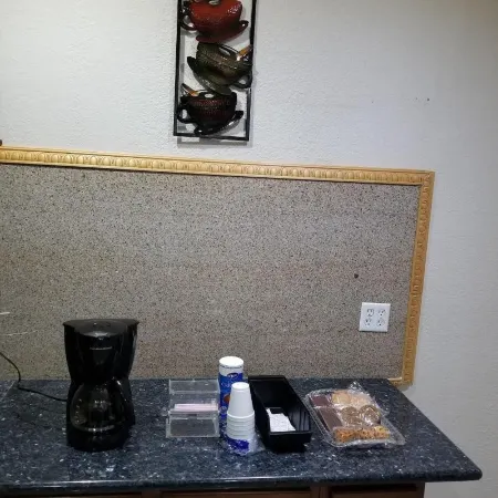 Executive Inn & Suites