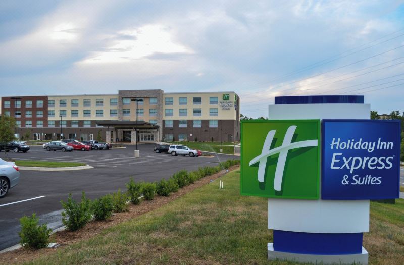 Holiday Inn Express & Suites Raleigh Airport - Brier Creek by IHG