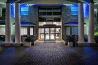 Holiday Inn Express & Suites SASKATOON CENTRE by IHG - parking