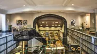 Joinery Hotel Pittsburgh, Curio Collection by Hilton - pet friendly