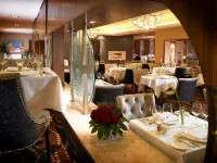 Westport Plaza Hotel, Spa & Leisure - breakfast