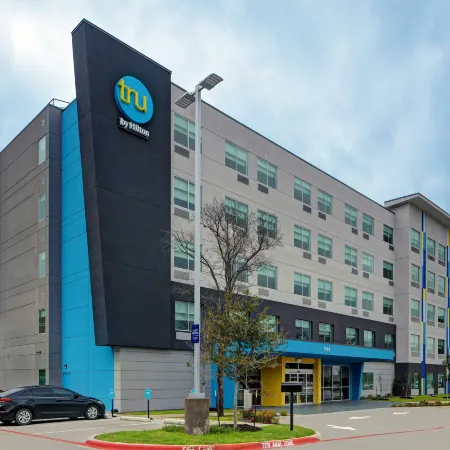 Tru by Hilton Austin Airport
