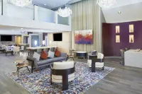 DoubleTree by Hilton Hotel Atlanta-Alpharetta - parking