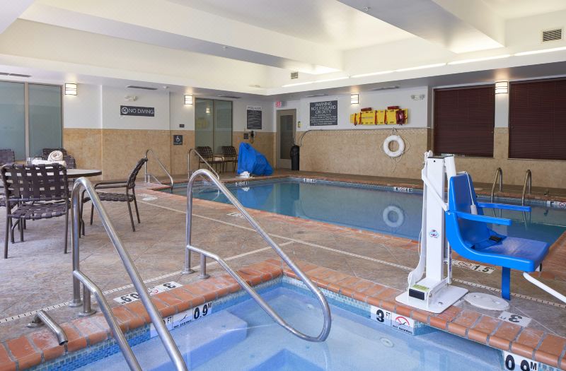 Hilton Garden Inn Evansville photo 5
