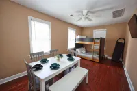 Cotton Cottage - Cozy Galveston Getaway - 3 stelle