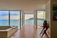 Busan Lazy Morning Ocean View Pension - Spa
