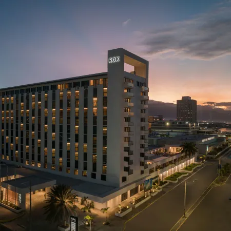 Rok Hotel Kingston, Tapestry Collection by Hilton