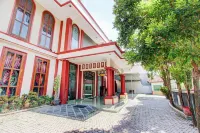 Hotel O Solo Near RS Jih Solo Formerly Azifa Inn - 2 stjerner