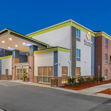 Comfort Inn & Suites