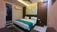 Hotel Golden Aura Inn - 2-نجوم