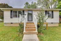 Greenbrier River Retreat w/ Deck - Steps to Trail! - 2-Star