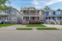Work & Explore! Apt 6 Mi to Dtwn Detroit - 2-Star
